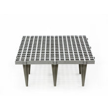 PF-CH-G18-H21 Kunststoffsrost 50x50 cm mit 9 x 20 cm Beinen